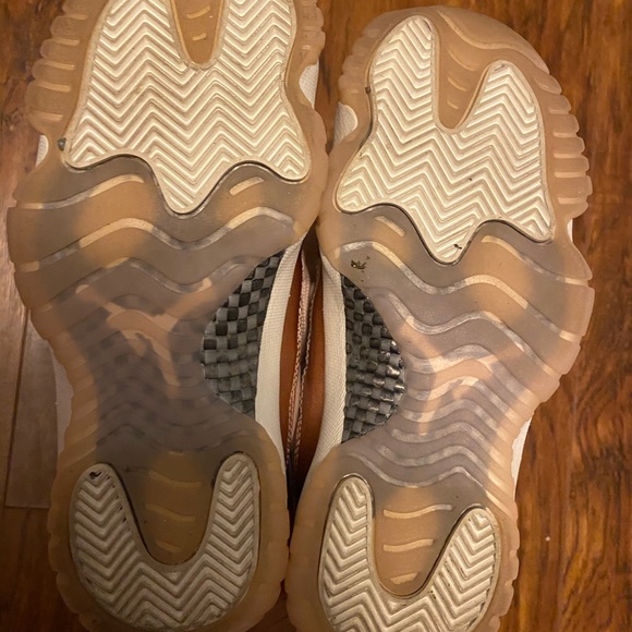 WMNS Air Jordan 11 Retro low’s ✨ - Picture 3 of 4
